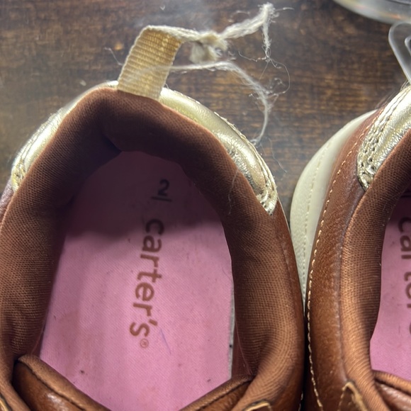 Brown and off white trim carter shoes - Picture 4 of 5